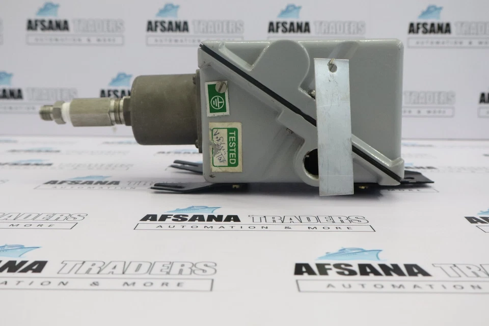 Switzer gm 201 02 c0k 22 z pressure switch - Image 3 of 4