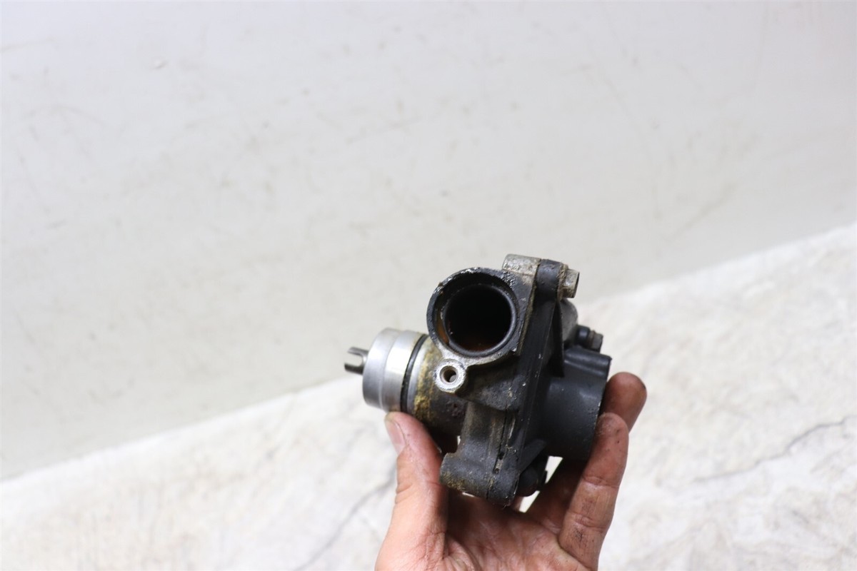 1993-2001 Kawasaki Ninja ZX11 Engine Water Pump Oil Pump 1993-2001 Kawasaki Ninja ZX11 Engine Water Pump Oil Pump