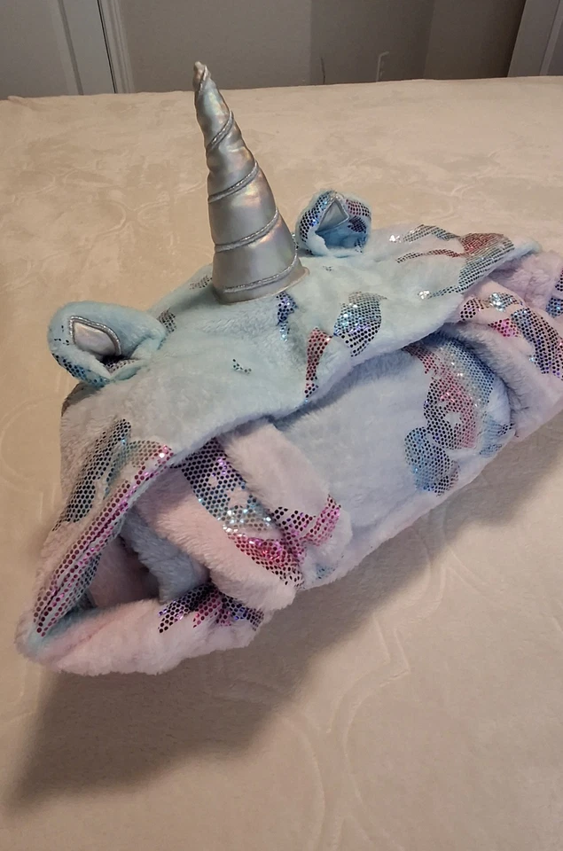 Estampado unicornio. Bata para niña. Talla 14. Buen estado. Foto 4 de 4