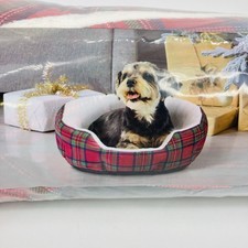 Vibrantlife Round Cuddler Pet Bed Small 6x19  Red Green Flannel Plaid Pattern