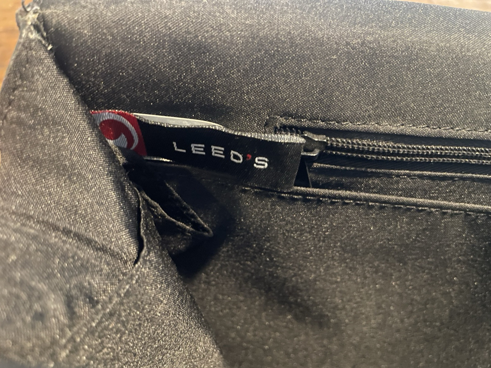 Big Ten Black Leather Folder Computer Travel Busi… - image 11