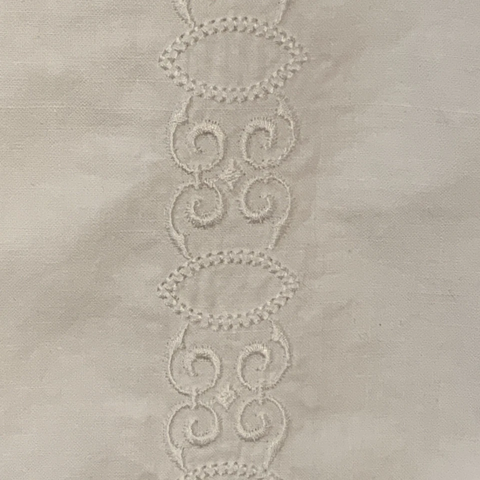 Almohada Ricamo Svizzero blanca y azul floral bordada falsa suiza/italiana Foto 2 de 4