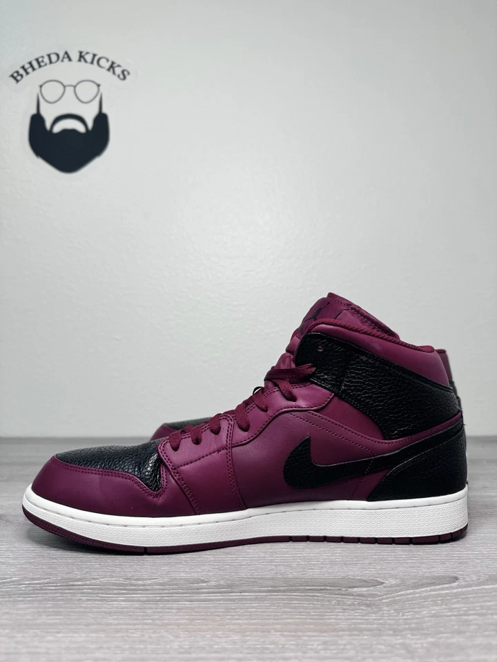 Talla 16 - Air Jordan 1 Mid 'Reverse Banned' 554724-601 Usado Auténtico Foto 2 de 4