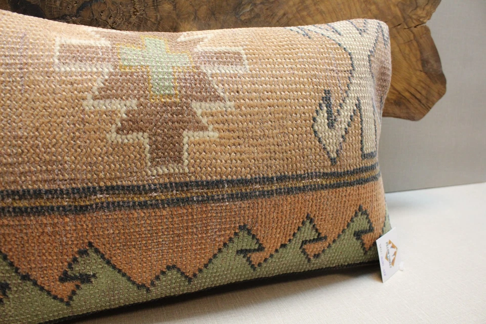 Vintage Turkish Kilim Pillow Cover 16x24 Handmade Brown Green Tribal Cushion - Image 4 of 4