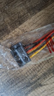 14cm Interne PCI Strom Kabel Adapter für Computer 2 S-ATA Stecker auf 5,25'' 4pol