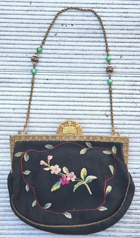 Elegante bolsa de tapeçaria francesa vitoriana antiga Aubusson moldura de joias douradas  - Imagem 2 de 4