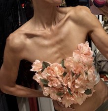 Vtg Victoria  s Secret Flower Bustier Satin Corset 3D Top S Off White Avant