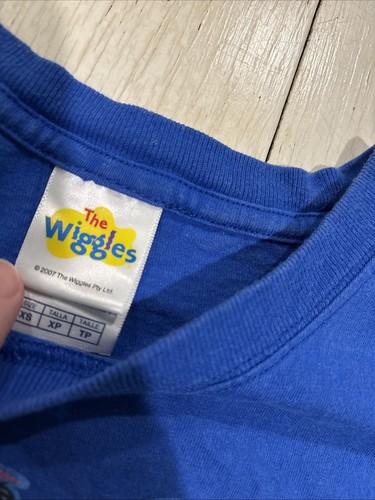 Vintage The Wiggles T-shirt Kids XS 4/5T “Racing to the Rainbow” 2007 Blue Y2K - Picture 8 of 14