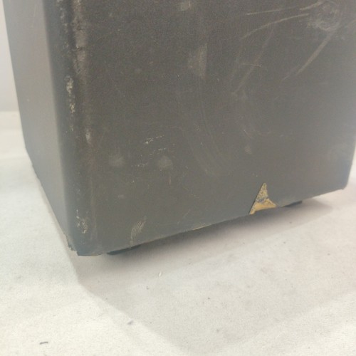 Vizio Sub SB3831-DO 3.1-Channel Wireless SubWoofer Only - Cosmetic Damage - Picture 4 of 7