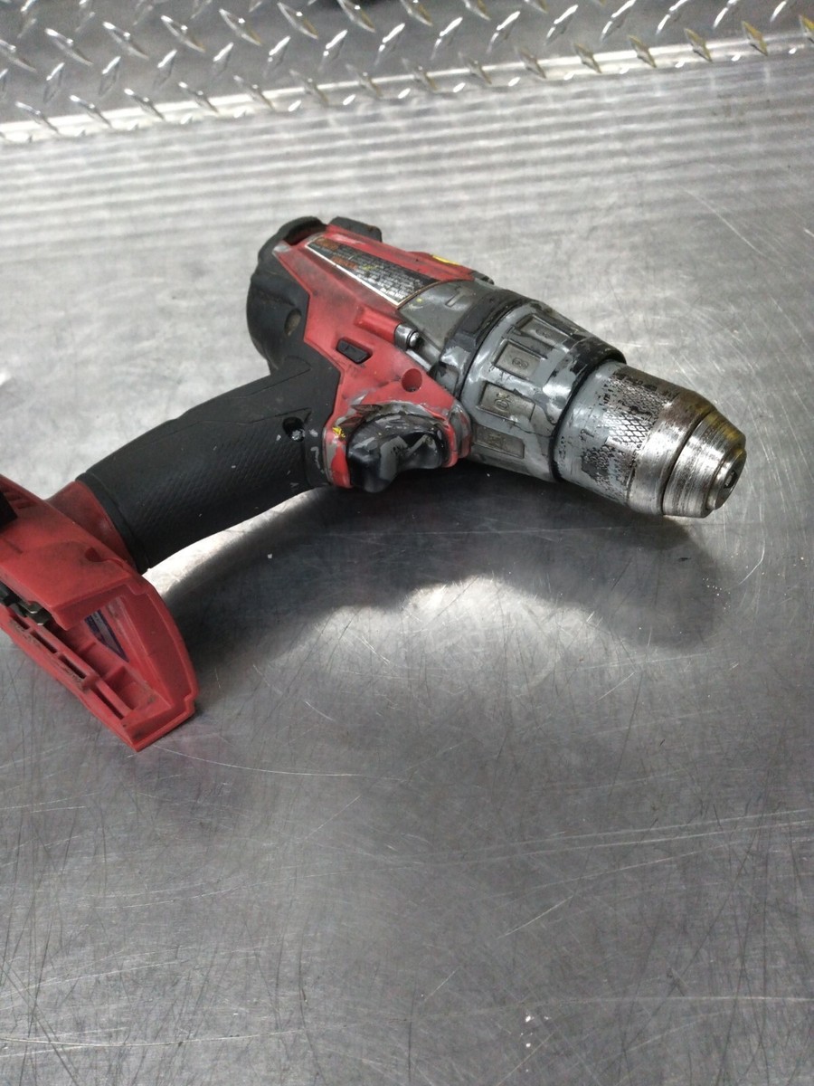millynail✴︎ Milwaukee M18 Fuel 18 Gauge Brad Nailer and Redlithium CP2.0