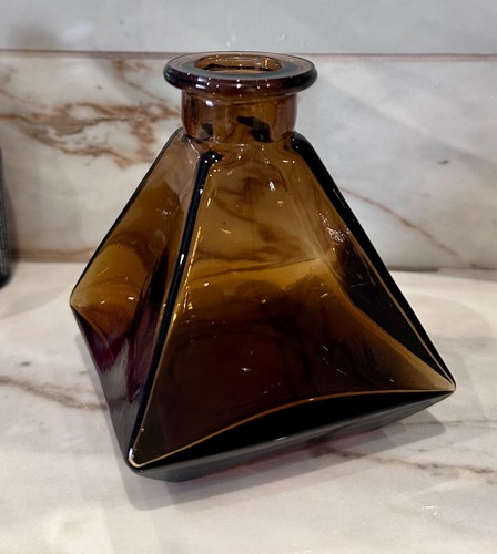 Art Deco Style Amber Brown Cut Glass Pyramidal Perfume Bottle & Stopper 6” - Picture 5 of 14