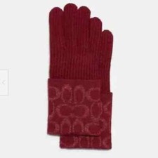 COACH SIGNATURE KNIT TECH GLOVES IN CHERRY COLOR