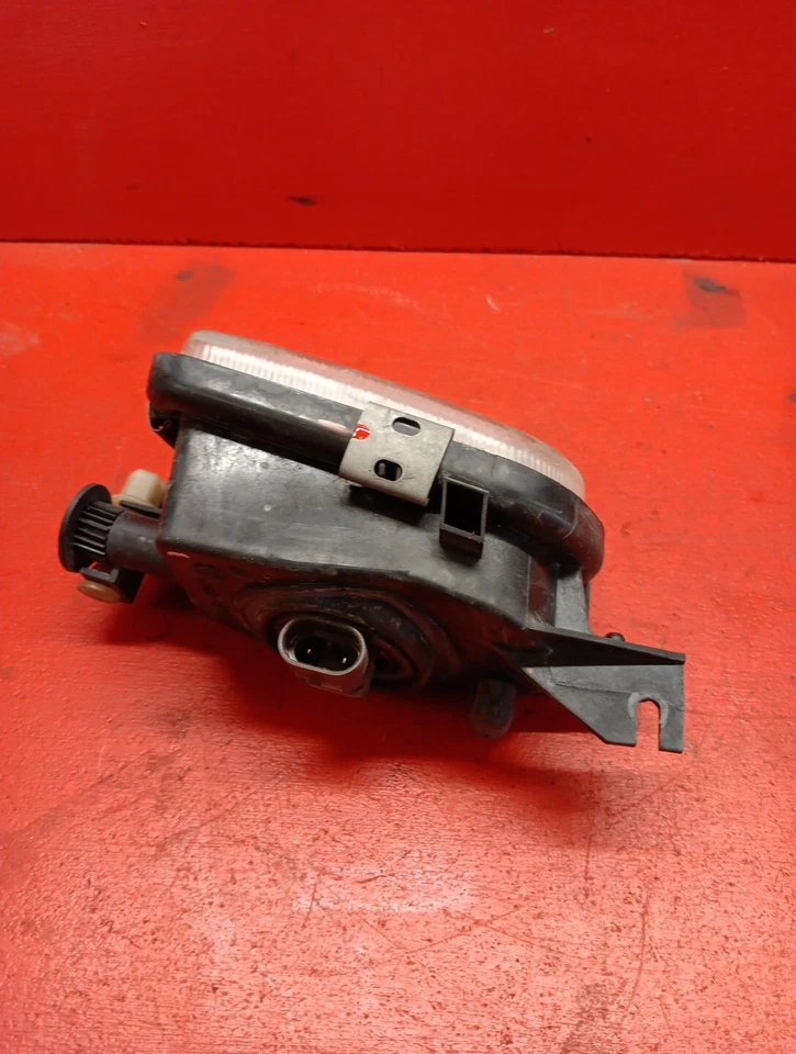 Conjunto de faros antiniebla izquierda Mercedes-Benz C230 240 320 SLK 2000-2004 2158200556 Foto 3 de 4