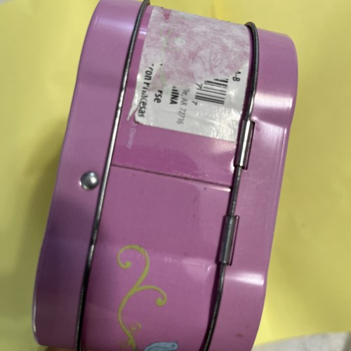 Disney Princesses,metal lunch box, bead handle Tin, Collectible, B8D2 - Picture 8 of 13