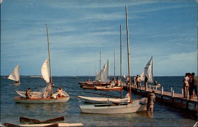 Long Island Sailing Paradise Hampton Bays New York vintage postcard o126