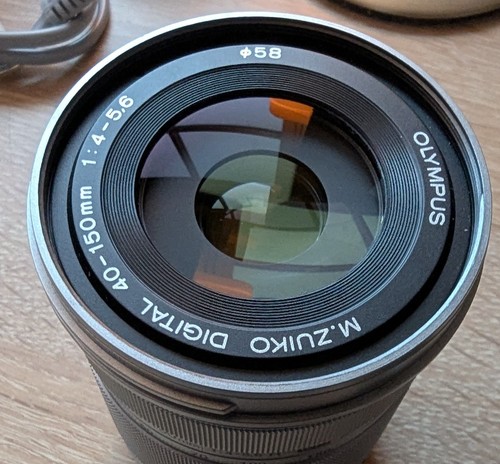 Olympus 40-150mm f4-5,6 !!! Silber !!! Tele Zoom Objektiv - Bild 4 von 4