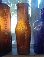 RARE AMBER SEVILLE PACKING CO NEW YORK EMB CROWN PICKLE FOOD BOTTLE 1890s DUG