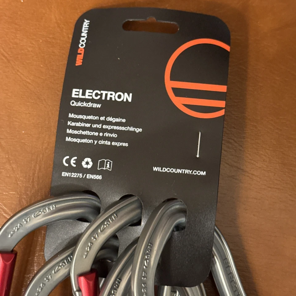 Wild Country Electron Quickdraw Set - Paquete de 5 Rojo/Negro, 12 cm - TOTALMENTE NUEVO con Etiquetas Foto 2 de 4