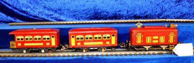 LIONEL PREWAR O GAUGE TRAIN SET 248 ELECTRIC LOCOMOTIVE 629 & 630 PASS. CARS