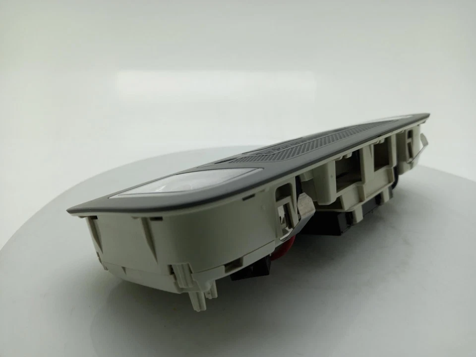 Lámpara luz interior AUDI TT 2014-2023 2 puertas cupé  Foto 4 de 4