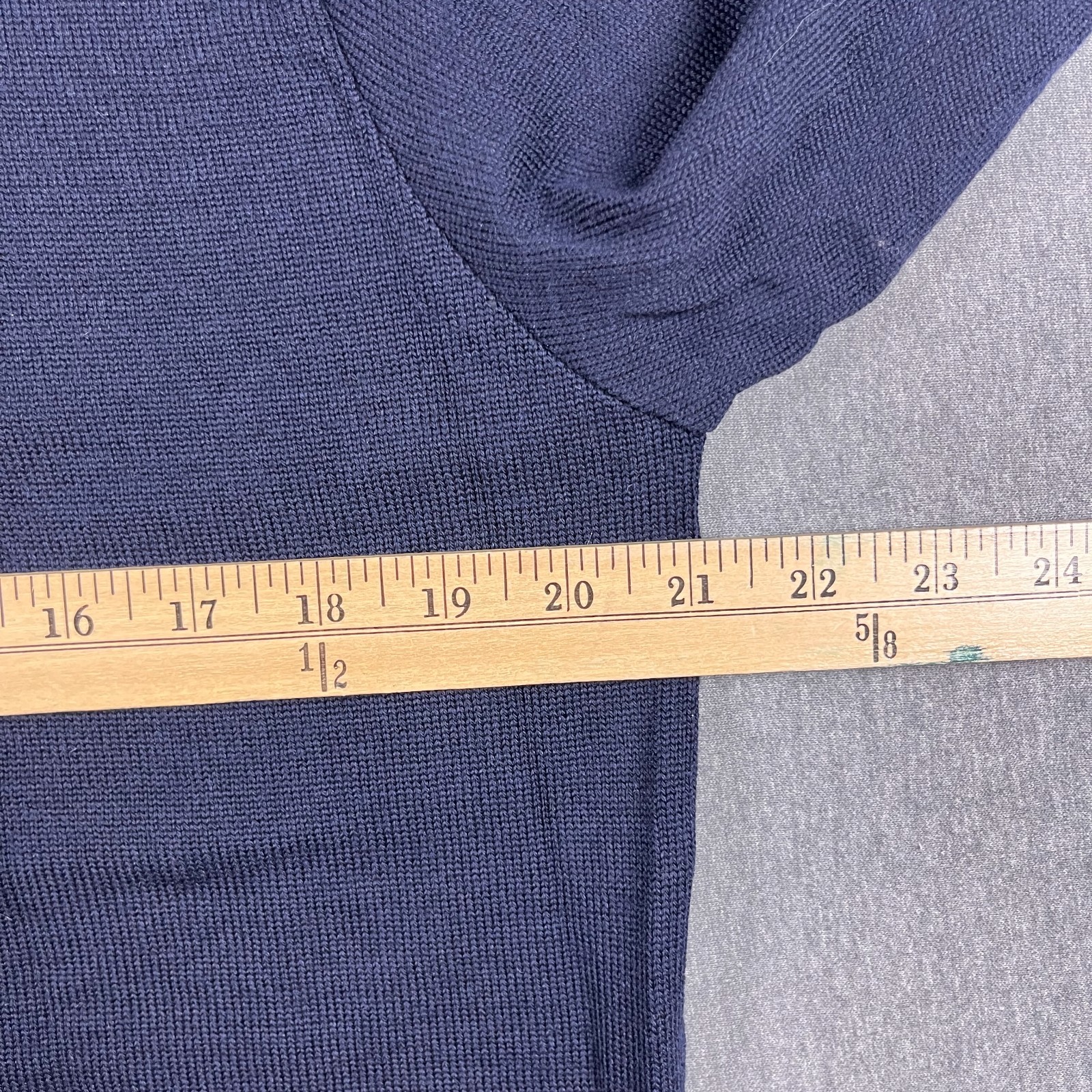 Foto 10 di 12