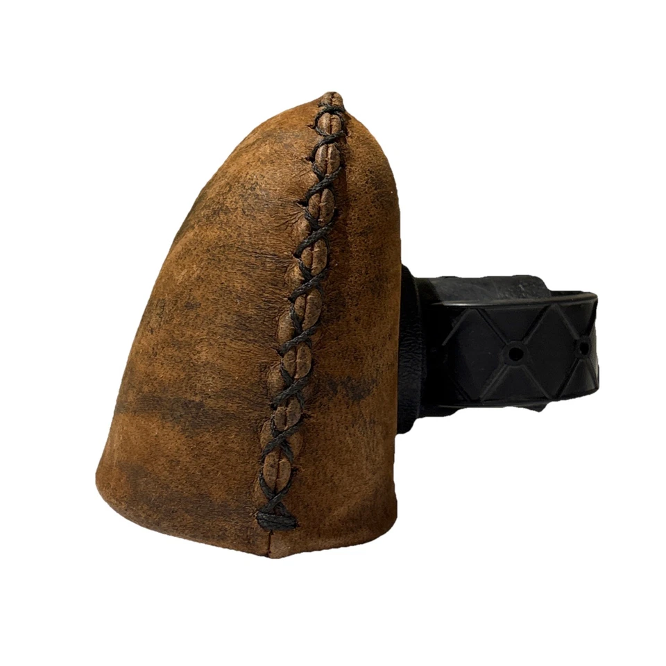 Handcrafted Leather Bow Quiver 6 Arrow – Limited Edition Musa - Image 3 of 4