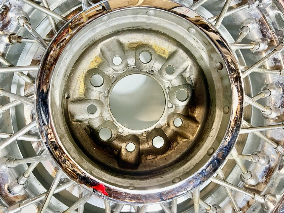 "Rueda de alambre Thunderbird 15"" Ford 15X5 5X114.3 ET12 cromada" Foto 4 de 4