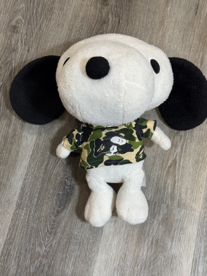 A Bathing Ape x PEANUTS 1/100 Snoopy Plush Doll KAWS Bape 2013 B BAPE RSVP - Image 4 of 4