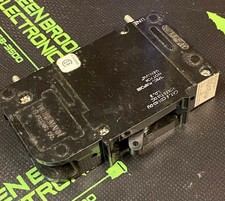 CD1-B3-DU-030 - HEINEMANN ELECTRIC - CIRCUIT BREAKER 125VAC 30A CURVE 3 T.D.3