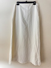 NWOT Nordstrom Creme Fitted Skirt Size M
