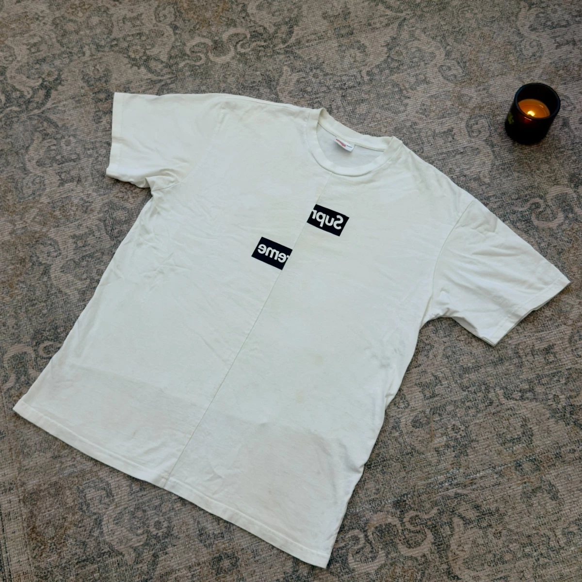 Preços baixos em Supreme x Comme des Garcons em camisetas