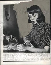 1950 Press Photo Audrey Peters plans to marry Garry Davis - neo07220