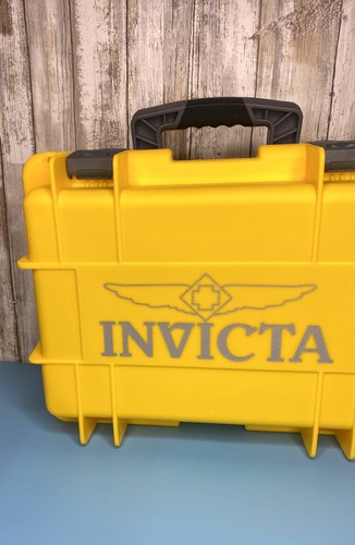 INVICTA Yellow Case With / Flask And Two Shot Cups - Picture 2 of 12