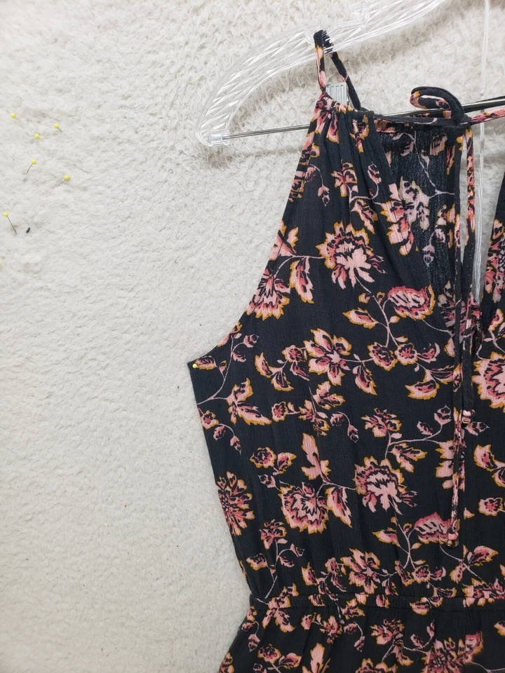 Mamelucos para mujer Aeropostale grandes negros florales 100 % rayón llave ajuste informal mini Foto 2 de 4