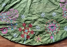 Pottery Barn Tree Skirt Embroidered Folk Art  Quilted 58"