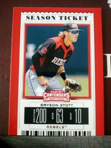 National Basketball Association (NBA) Kobe Bryant Basketball Sports Trading Cards & Accessories