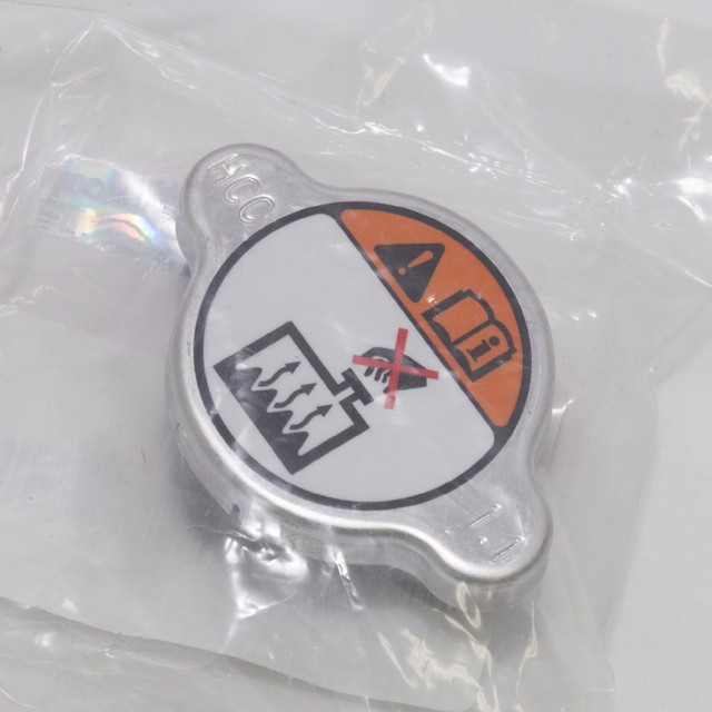 253303z000 крышка радиатора