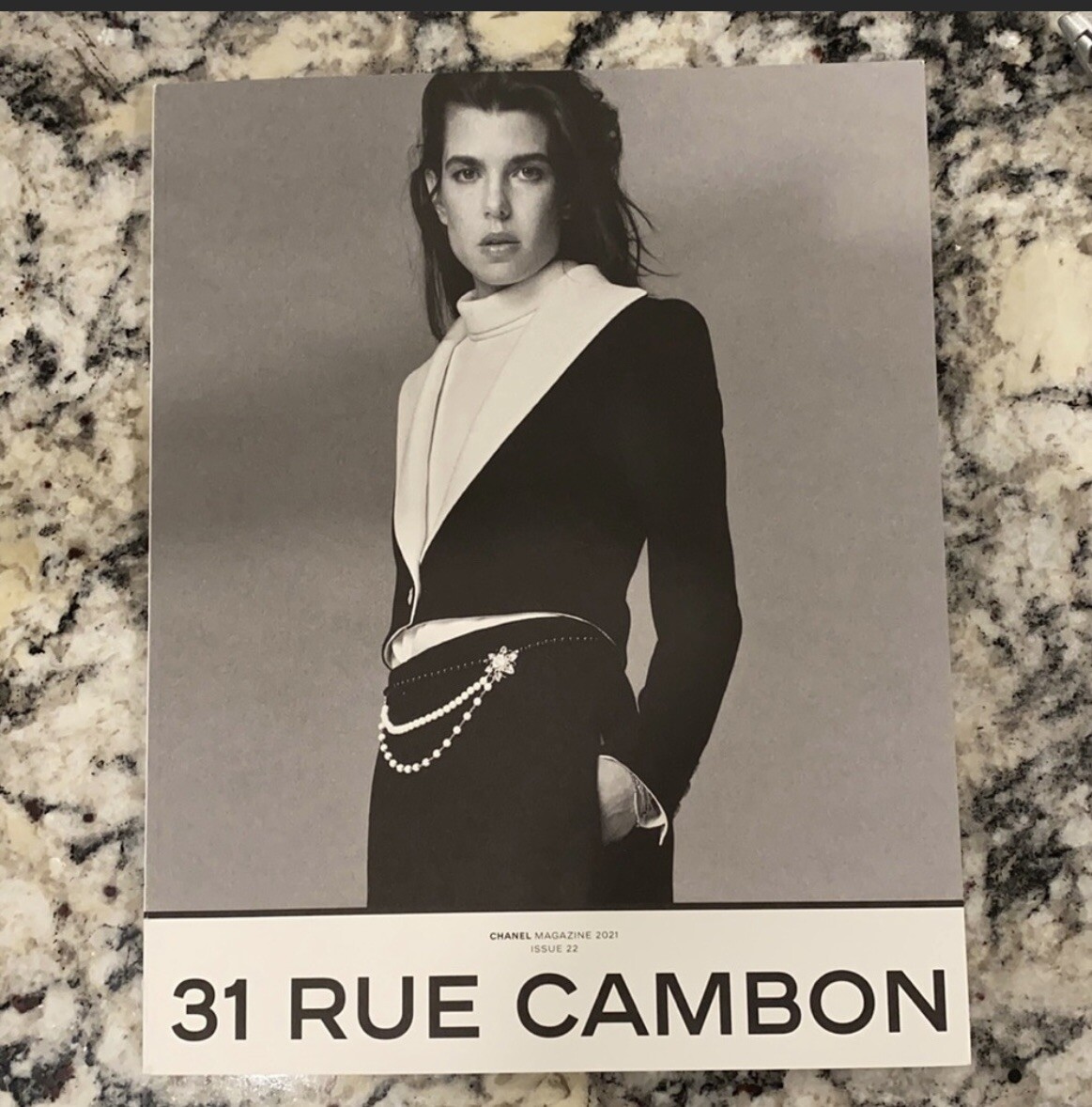 CHANEL 31 RUE CAMBON アートブック Chanel 31 Rue Cambon Booklet 19/20 | eBay