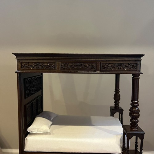 Mini 1/12 Scale Miniature Furniture Medieval Tudor Bedroom Suit Eden Toys Gift - Picture 8 of 21