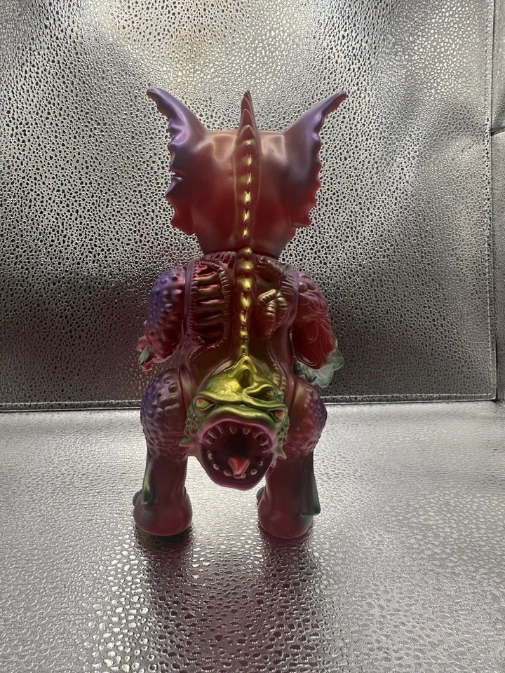 Paul Kaiju OG Boss Carrión Sofubi Vinilo Arte Juguete Monstruo Elefante Diseño Foto 3 de 4