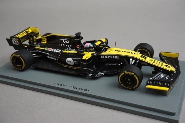 1:43 Spark S6075 Renault R.S.19 Australian Grand Prix 2019 #3 D. Ricciardo - Image 3 of 4