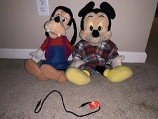 Vintage WOW Worlds of Wonder Talking Mickey Mouse Goofy Disney Set With Cord