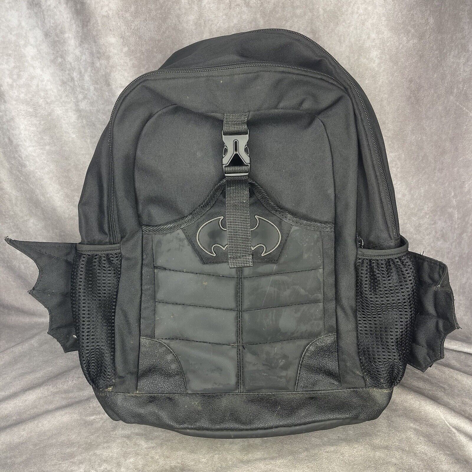 DC Comics Batman Chest Logo Backpack Black and Grey With Wings Used *See Disc*