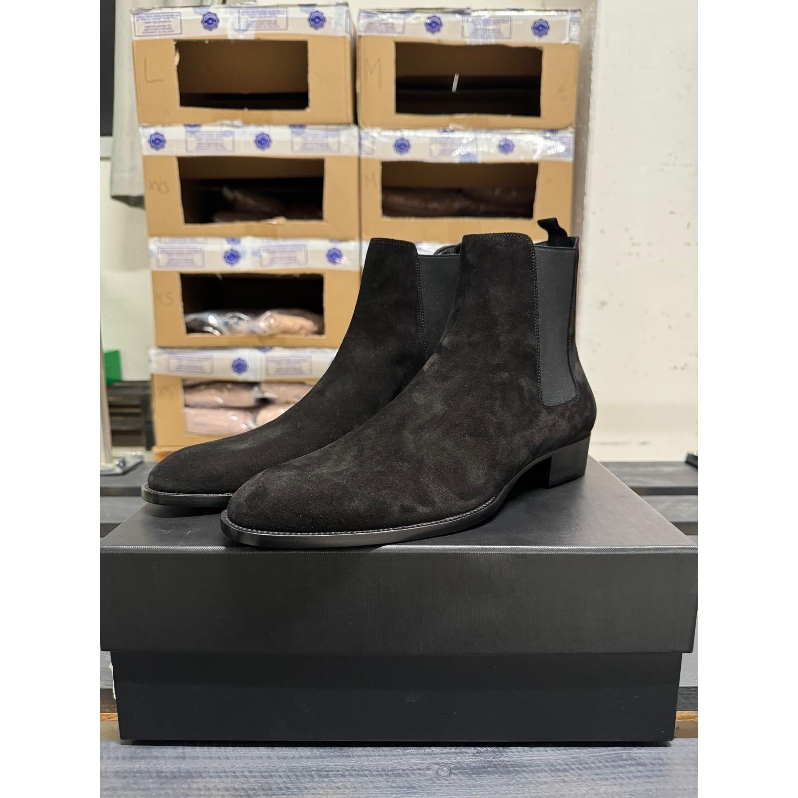 Stivali Chelsea Saint Laurent Paris 375680 scamosciati neri nuovi con etichette 45