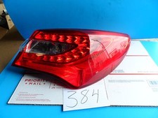 11 12 13 14 Chrysler 200 PASSENGER Side tail light Used rear Lamp 384