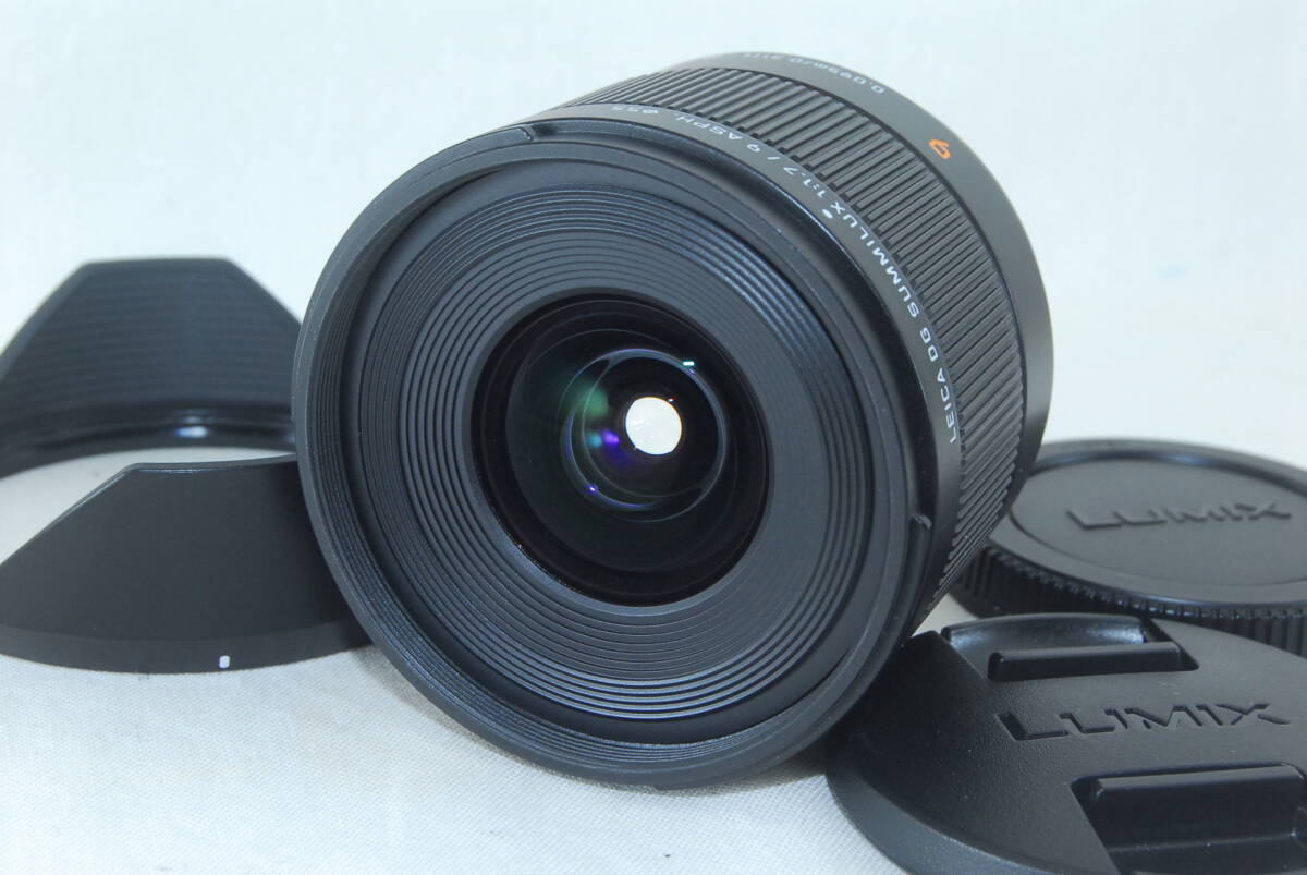 Class Panasonic Leica Dg Summilux 9Mm F1.7 Asph. H-X09 With Hood from Japan