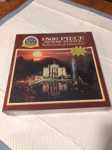 Reflections Of Linderhof 1500 Piece Jigsaw Puzzle Glow In The Dark SEALED 1995 - Picture 6 of 6