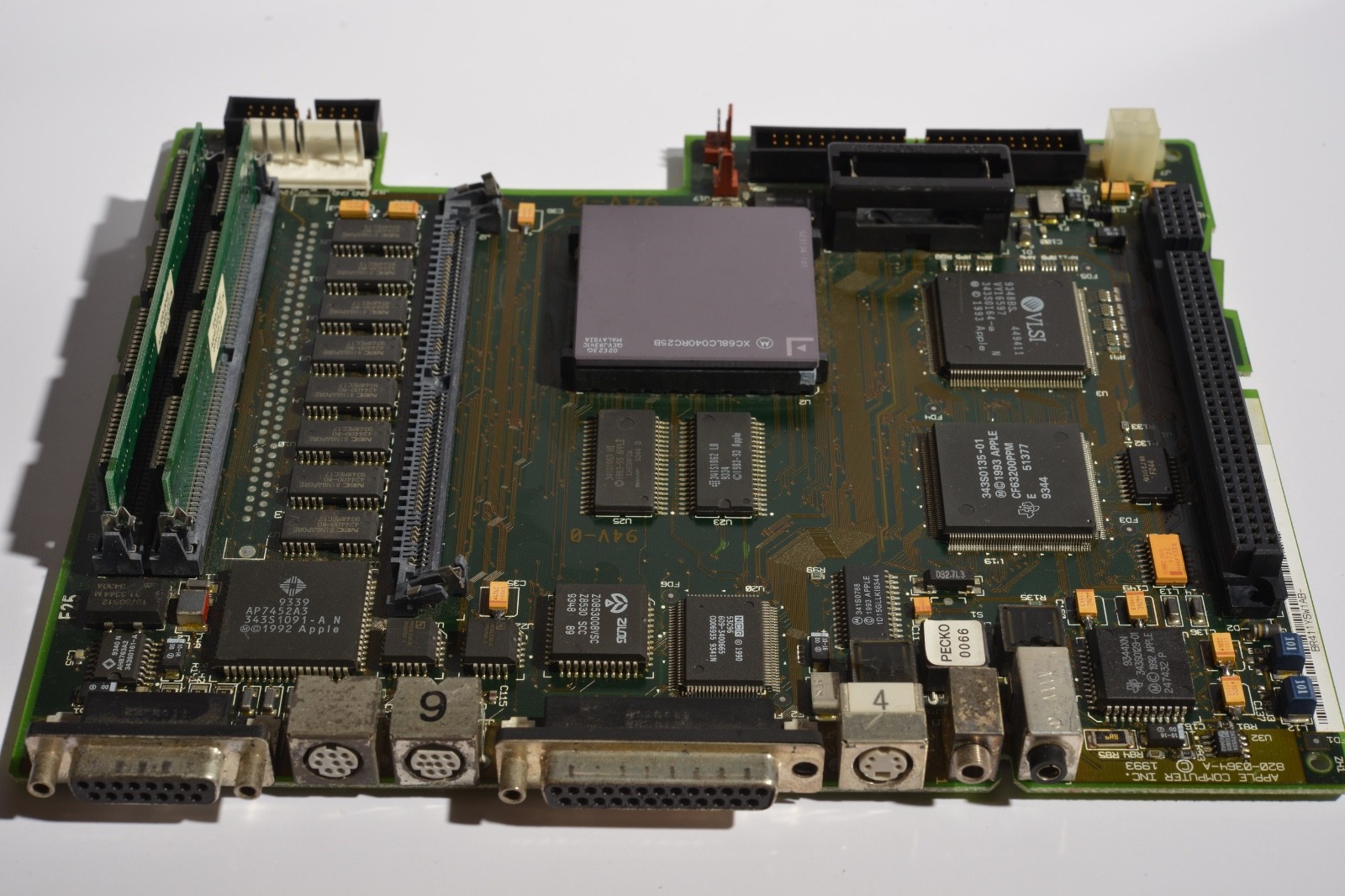 Apple Macintosh LC475 / Quadra 605 Logic Board Recap 820-0364-A