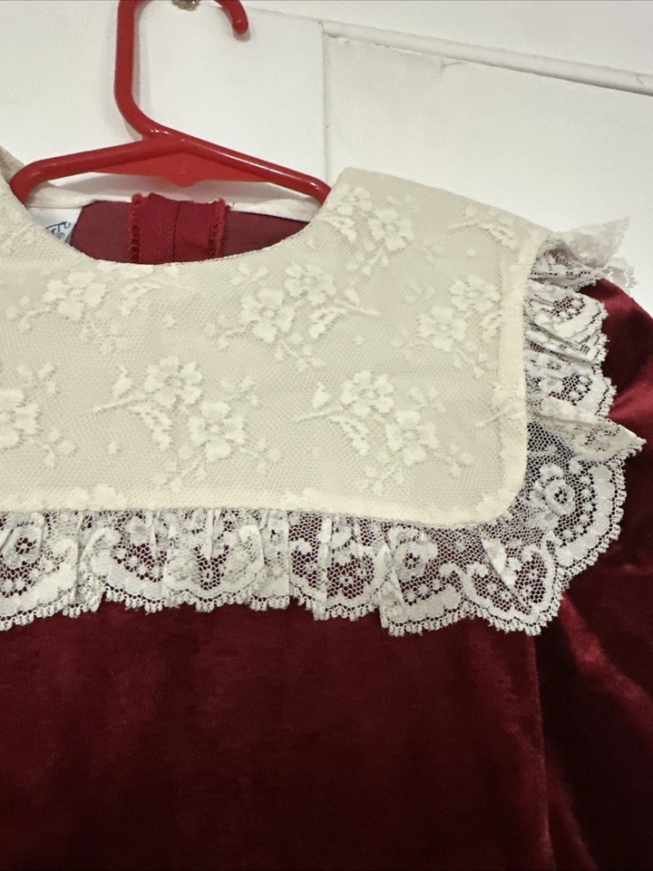 Vestido Vintage Polly Flinders Terciopelo Granate Oscuro Con Cuello de Encaje y Borde Talla 6X Foto 3 de 4