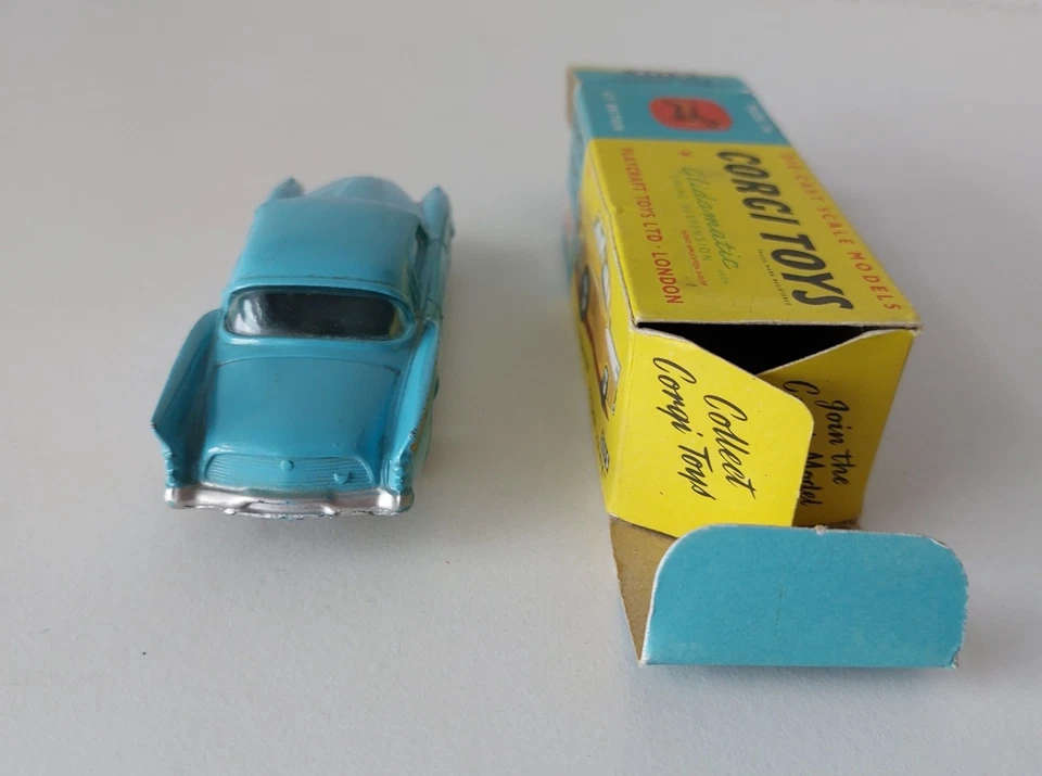 Corgi Toys 211S Studebaker Golden Hawk mit Original Box - Bild 4 von 4